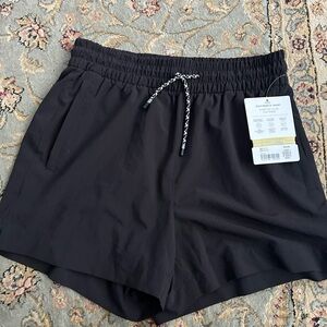 NWT Athleta Girl’s Black Shorts